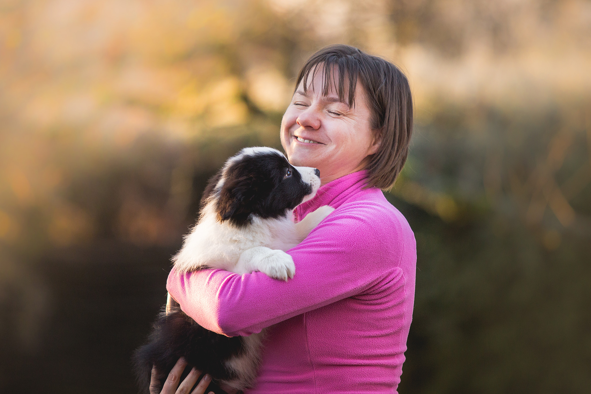 Milana Stupkova mit ihrem Border Collie Welpen